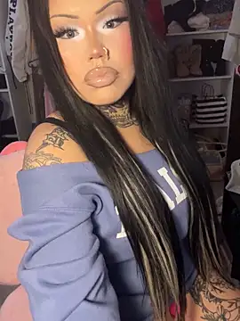 Snapshot of BaByDollxChloe chatting on 02-23-26, 08:17 BaByDollxChloe online show from 02-23-26, 08:17