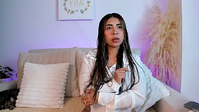 Snapshot of _Sweet_ary chatting on 02-16-26, 06:48 Sweet ary online show from 02-16-26, 06:48