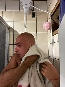 Snapshot of dogfrota chatting on 02-17-26, 02:30 dogfrota online show from 02-17-26, 02:30