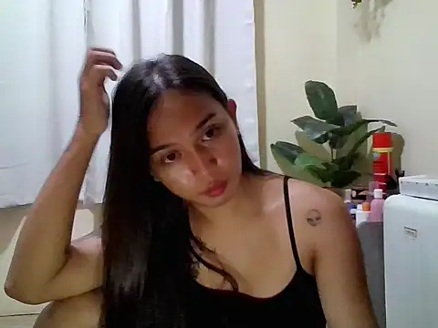 Snapshot of LOVELYMAYUMIE chatting on 05-12-26, 05:21 LOVELYMAYUMIE online show from 05-12-26, 05:21