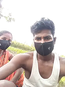 Snapshot of Shivanisingh4 chatting on 03-28-26, 10:48 Shivanisingh4 online show from 03-28-26, 10:48