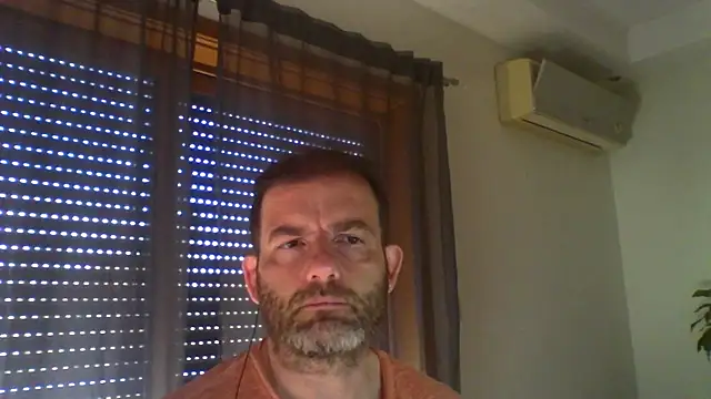 Snapshot of _grj1 chatting on 05-13-26, 07:39 grj1 online show from 05-13-26, 07:39