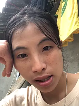 Snapshot of sun-shii chatting on 06-19-26, 12:48 sun-shii online show from 06-19-26, 12:48