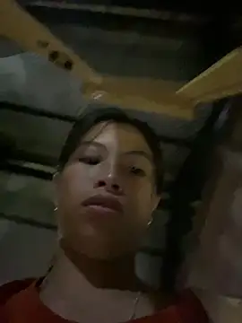 Snapshot of sun-shii chatting on 07-19-26, 12:36 sun-shii online show from 07-19-26, 12:36