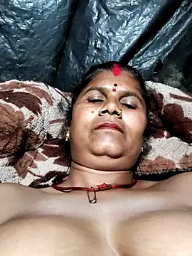 Snapshot of Hot_di97 chatting on 02-08-26, 08:51 Hot di97 online show from 02-08-26, 08:51