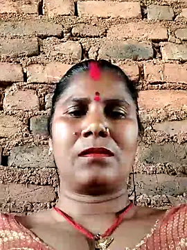 Snapshot of Hot_di97 chatting on 02-24-26, 10:46 Hot di97 online show from 02-24-26, 10:46