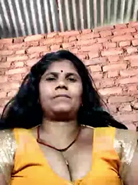 Hot di97 online show from 04-02-26, 05:05