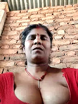 Hot di97 online show from 04-06-26, 03:15