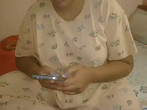 Snapshot of SASSY_AANNUU chatting on 07-12-26, 08:22 SASSY AANNUU online show from 07-12-26, 08:22