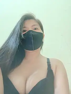 Snapshot of Lyly-68688 chatting on 06-27-26, 02:34 Lyly-68688 online show from 06-27-26, 02:34