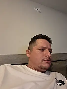 Alopez972 online show from 02-01-26, 08:35