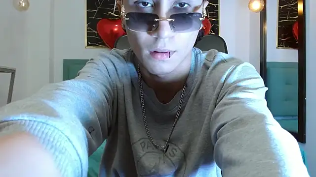 XanderGrey8 online show from 02-19-26, 07:21