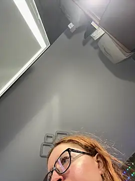 coy girl  online show from 03-12-26, 12:22