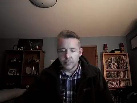 chrisw8140 online show from 02-10-26, 04:49