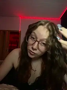 YoungLisaa18 online show from 02-24-26, 08:07