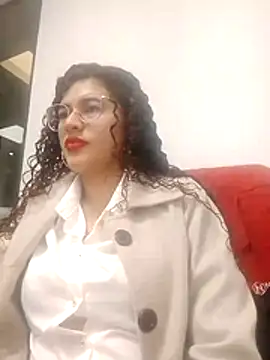 curlyheat online show from 04-28-26, 12:43