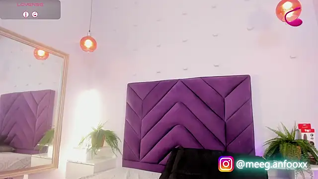 Meeganfoox online show from 02-13-26, 03:57