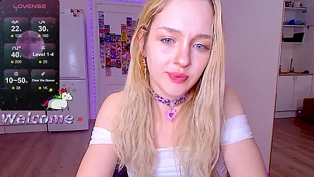 sailormoon666  online show from 03-06-26, 08:49