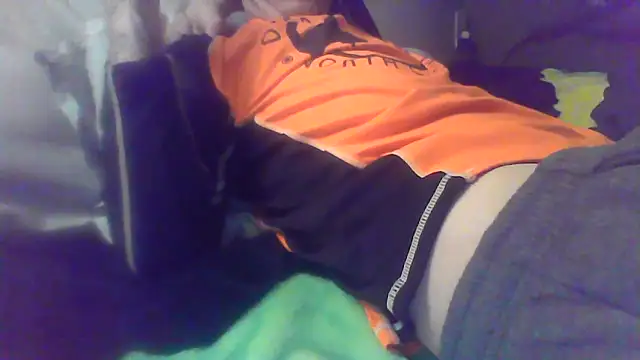 Snapshot of HungandHynotic chatting on 02-20-26, 10:16 HungandHynotic online show from 02-20-26, 10:16