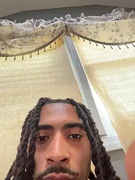 Snapshot of Mellyj053 chatting on 06-26-26, 07:51 Mellyj053 online show from 06-26-26, 07:51