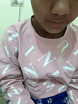 Snapshot of Aaradhna-_hoy chatting on 02-26-26, 04:55 Aaradhna- hoy online show from 02-26-26, 04:55