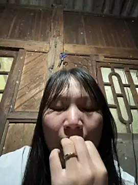 Charlotte-ee online show from 03-06-26, 09:06