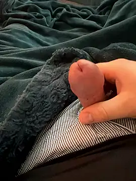 Snapshot of BadBear_17 chatting on 01-14-26, 07:25 BadBear 17 online show from 01-14-26, 07:25