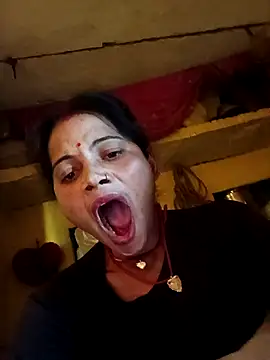 Snapshot of Hott_khusbu chatting on 01-17-26, 09:14 Hott khusbu online show from 01-17-26, 09:14