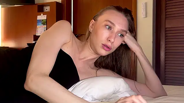 Snapshot of Linaspicee chatting on 02-27-26, 08:58 Linaspicee online show from 02-27-26, 08:58