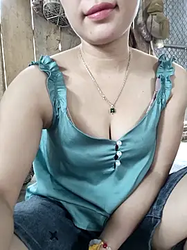 Snapshot of Ngocmai_lazdy chatting on 05-20-26, 05:57 Ngocmai lazdy online show from 05-20-26, 05:57