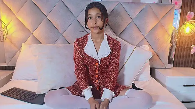 Real virgin Pussy online show from 02-25-26, 07:23