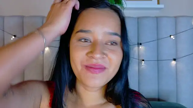 ChloeeMiller   online show from 03-02-26, 05:08