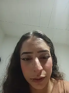 AlexxaAndRileyy online show from 04-13-26, 08:36