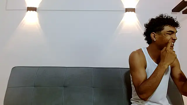 Snapshot of Jaycob_smith chatting on 01-16-26, 02:32 Jaycob smith online show from 01-16-26, 02:32