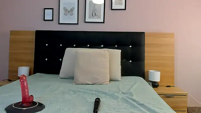 vicky squirtz online show from 01-14-26, 06:08