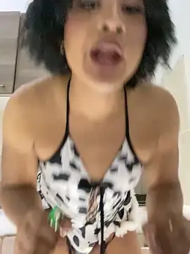 Snapshot of valeria_19x chatting on 02-02-26, 08:24 valeria 19x online show from 02-02-26, 08:24