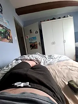 n-alan88 online show from 04-05-26, 01:52