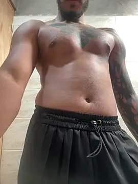 liyamjunior online show from 02-02-26, 08:07