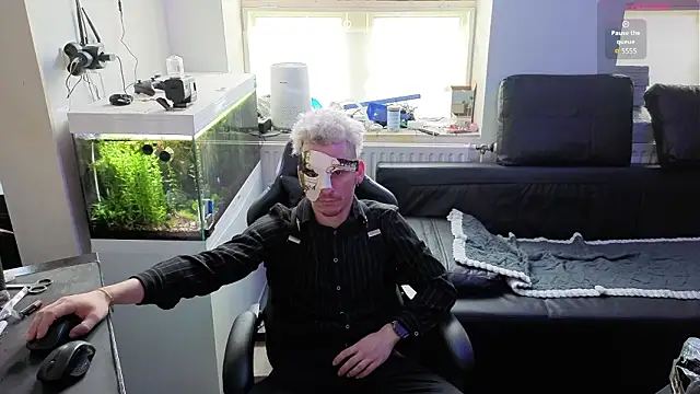 Rayzel White online show from 02-01-26, 12:15