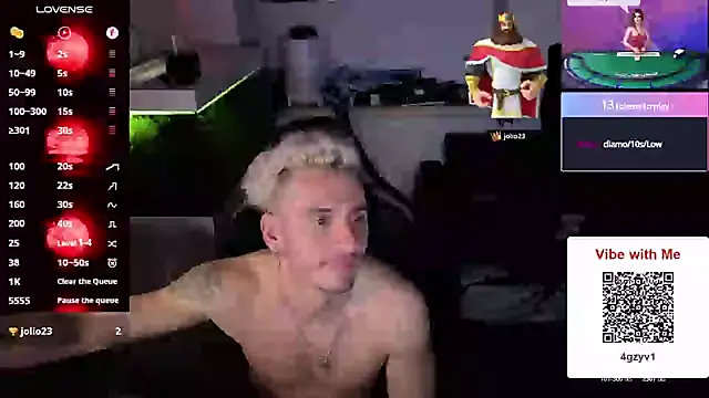 Rayzel White online show from 05-17-26, 01:03