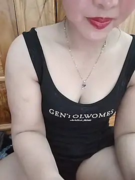 Snapshot of MaiNgoc_sexy chatting on 07-11-26, 04:15 MaiNgoc sexy online show from 07-11-26, 04:15