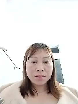 Chiipyy online show from 01-15-26, 04:00