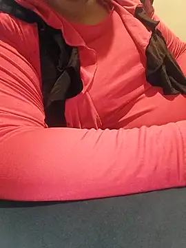 Snapshot of TamilDreamgirl08 chatting on 03-29-26, 09:48 TamilDreamgirl08 online show from 03-29-26, 09:48