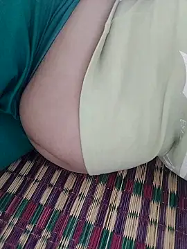 Snapshot of TamilDreamgirl08 chatting on 04-01-26, 05:30 TamilDreamgirl08 online show from 04-01-26, 05:30