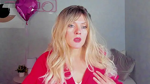 Snapshot of Victoria_Nelson chatting on 03-03-26, 12:50 Victoria Nelson online show from 03-03-26, 12:50