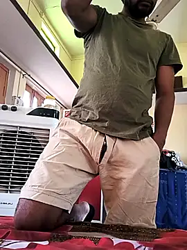 Hottlund6 online show from 04-15-26, 01:45