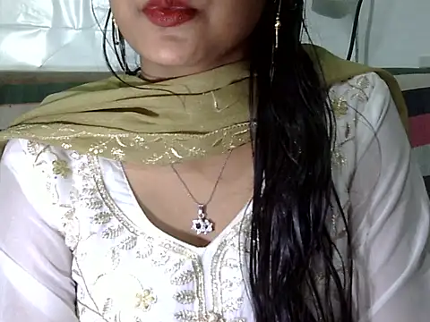 Snapshot of sexy-iram chatting on 02-26-26, 02:49 sexy-iram online show from 02-26-26, 02:49