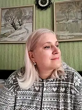 NyushaLollipop online show from 02-16-26, 07:59