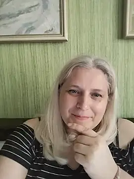 Snapshot of NyushaLollipop chatting on 05-15-26, 10:33 NyushaLollipop online show from 05-15-26, 10:33