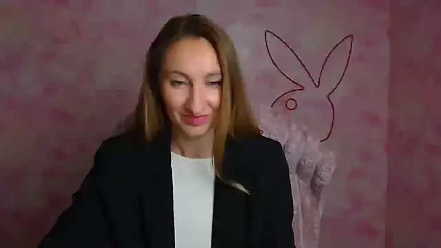 Diana Sweeet  online show from 04-22-26, 05:32